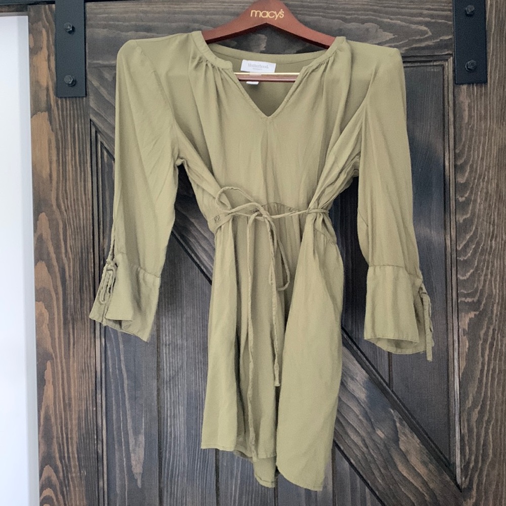 Motherhood Casual 3/4 sleeve top